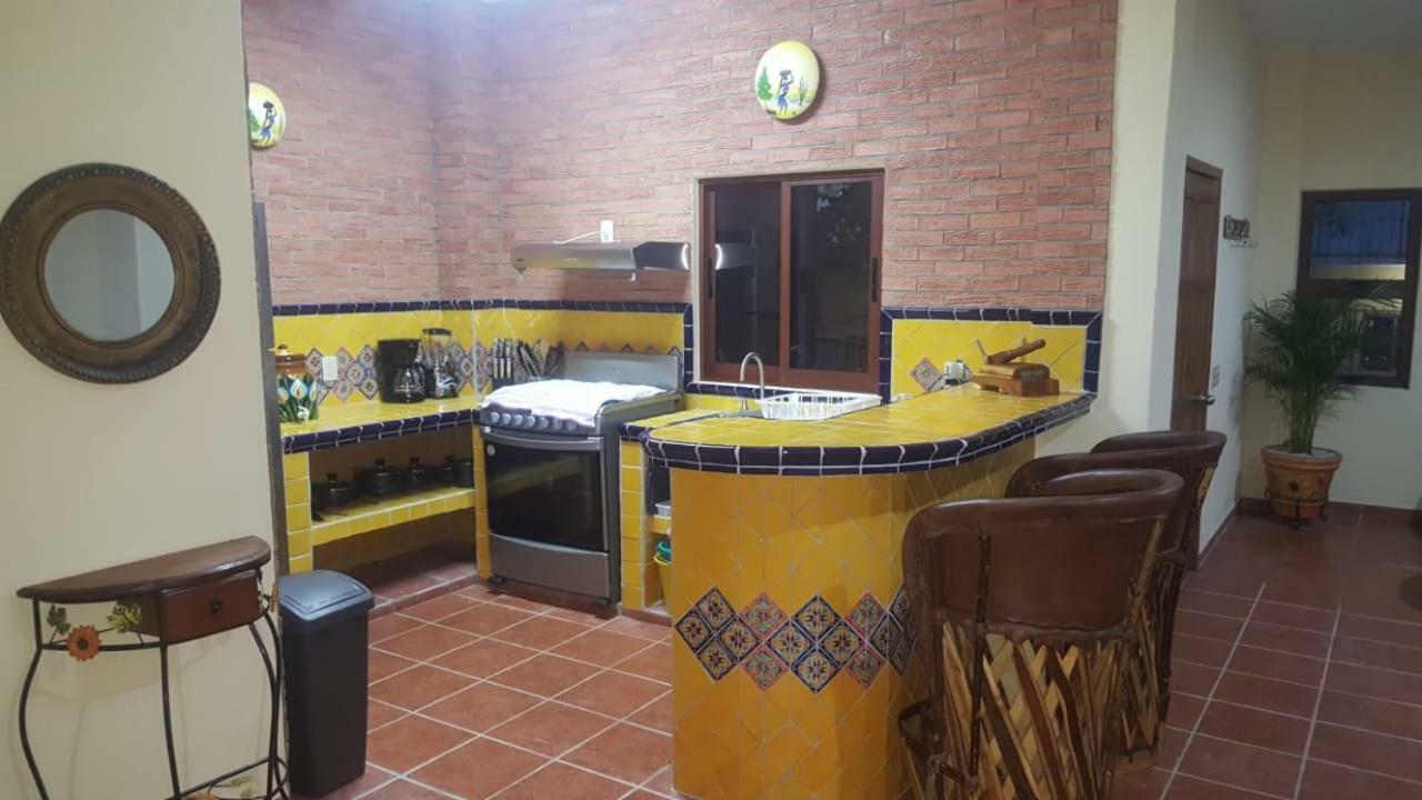 叶莱巴Casa Palmito Cerca De La Playa别墅 外观 照片